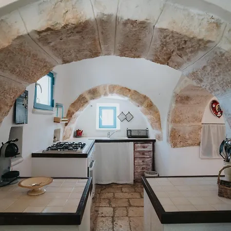 Trullo Di Nelly ゲストハウス 3*